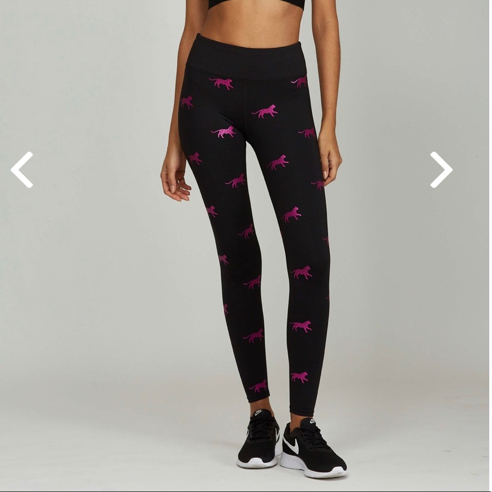 Noli black tiger foil leggings